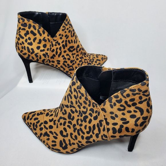 Fergalicious by Fergie Boots GOLDIE Cheetah Print Stiletto Heel Bootie Women 7.5 - Picture 2 of 13